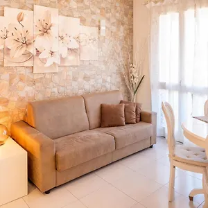 Apartment Elena - Free Secure Parking - Center - Pool - View, Bardolino